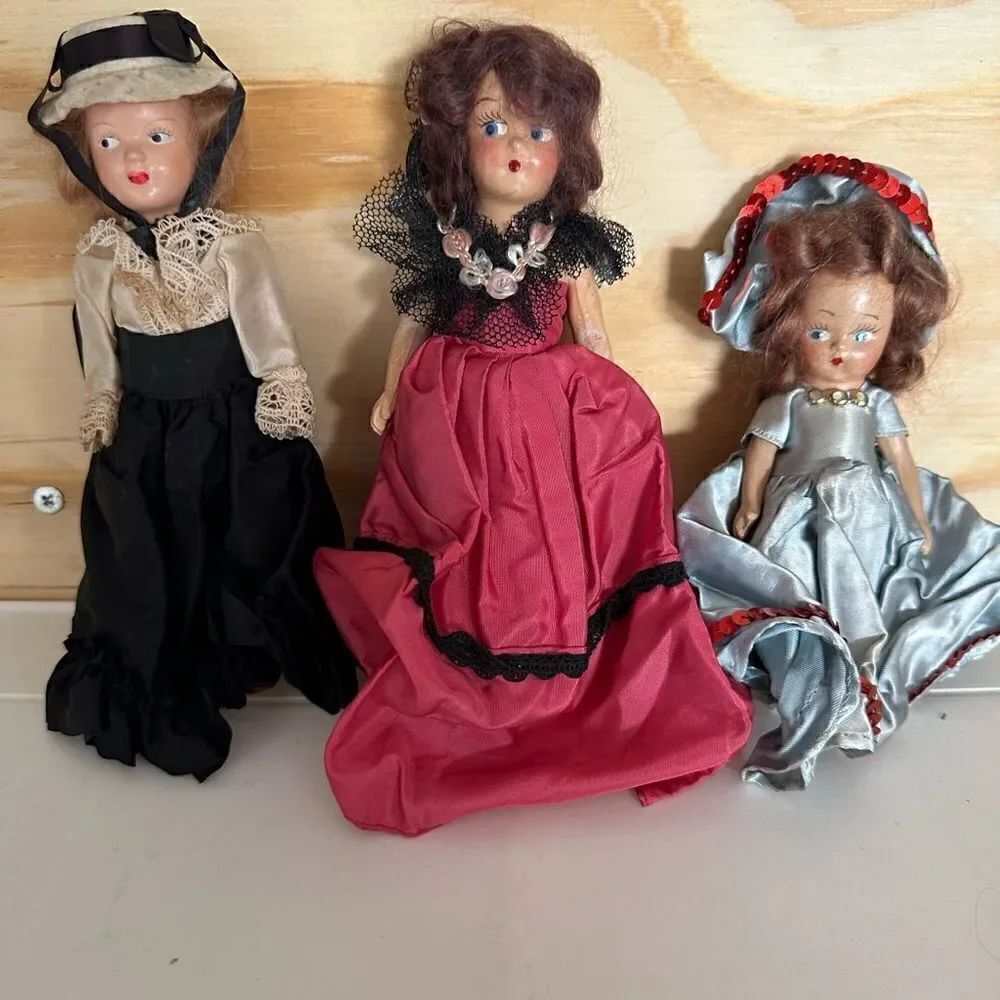 3 Vintage 1930-1940 Mini Dolls